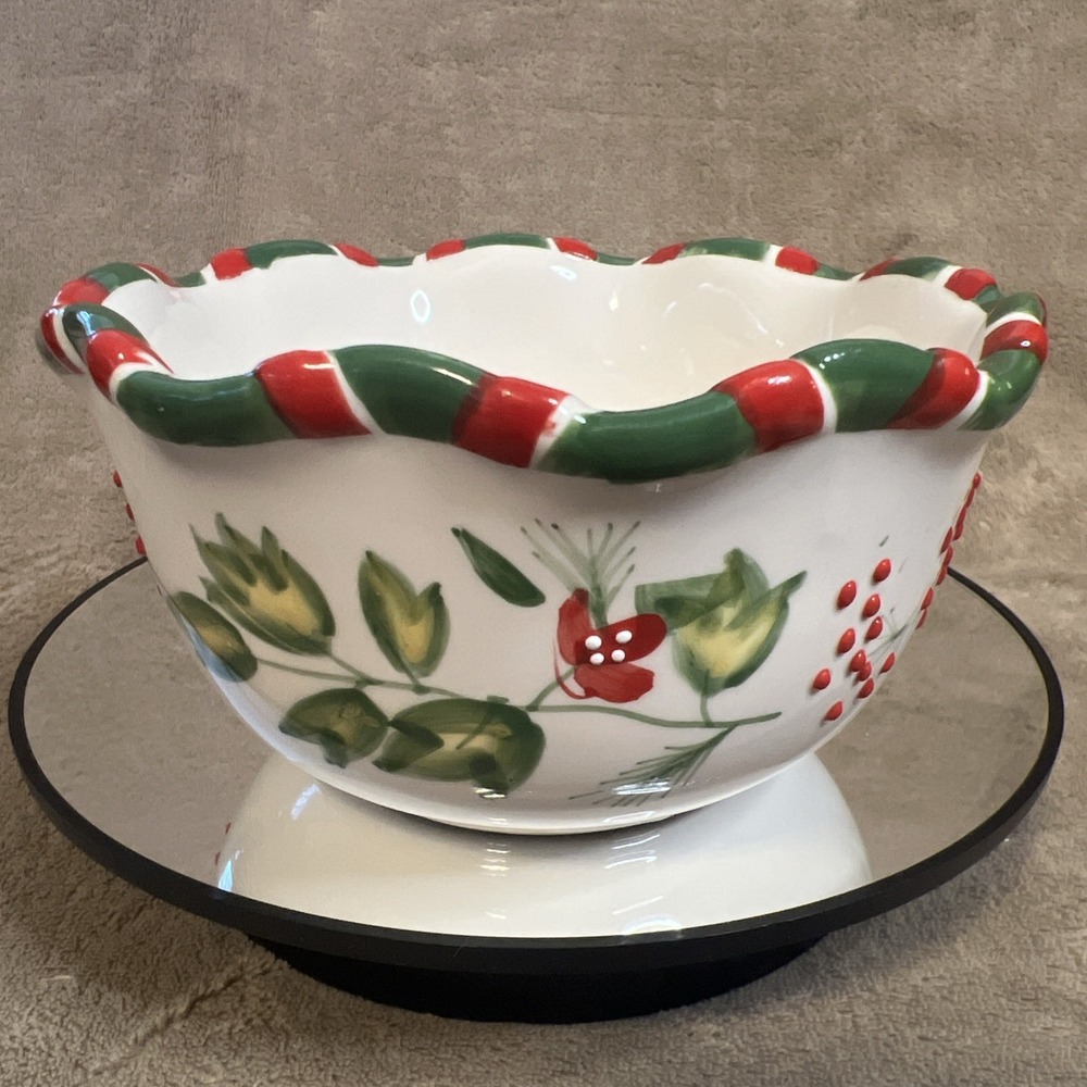 Boston Warehouse‎ Bowl 5.5" Christmas Floral Berries Ruffled edge 2006